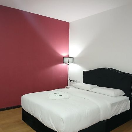 Tz Satellite Hotel, كوتا بْهارو المظهر الخارجي الصورة