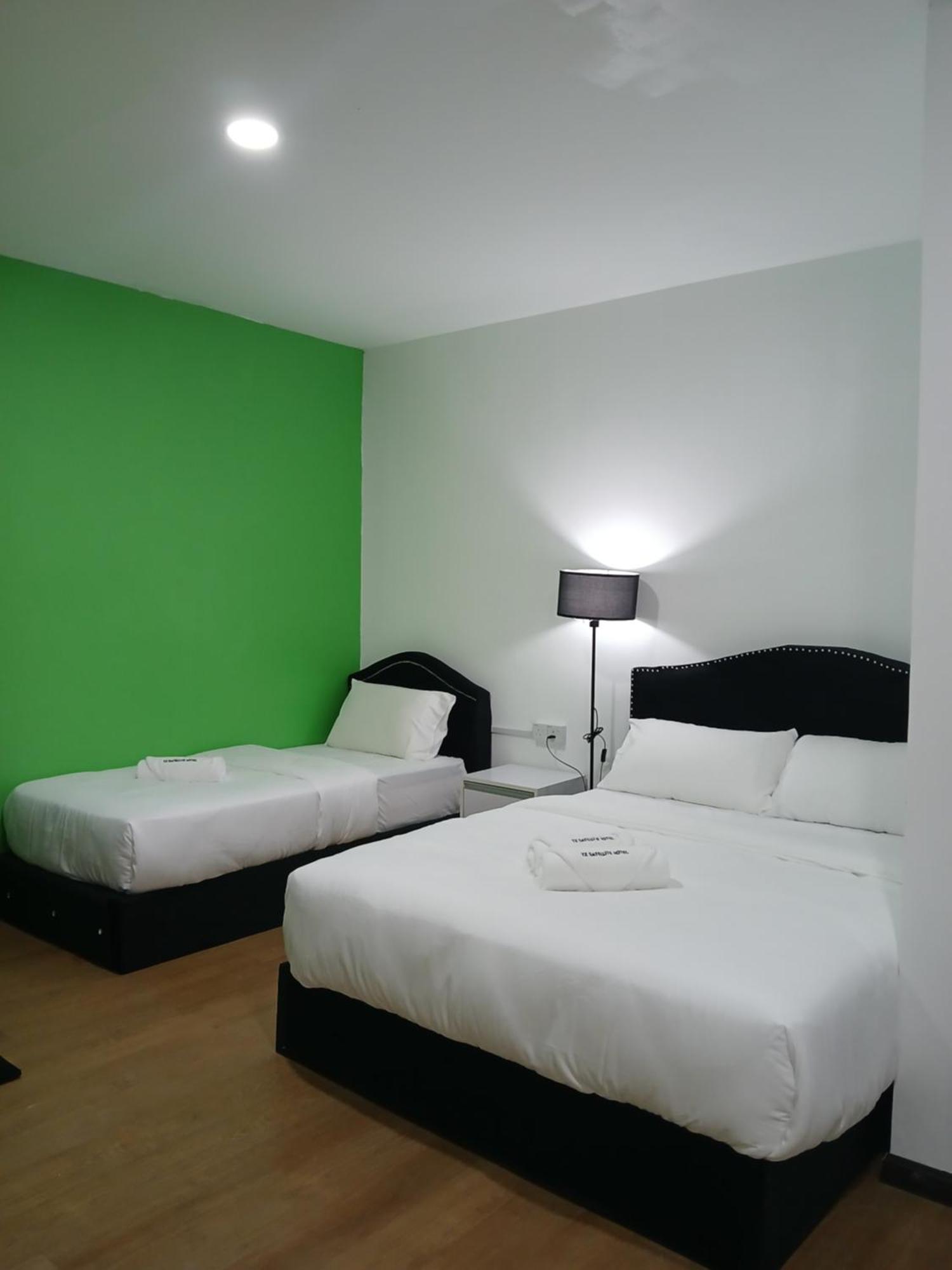 Tz Satellite Hotel, كوتا بْهارو المظهر الخارجي الصورة